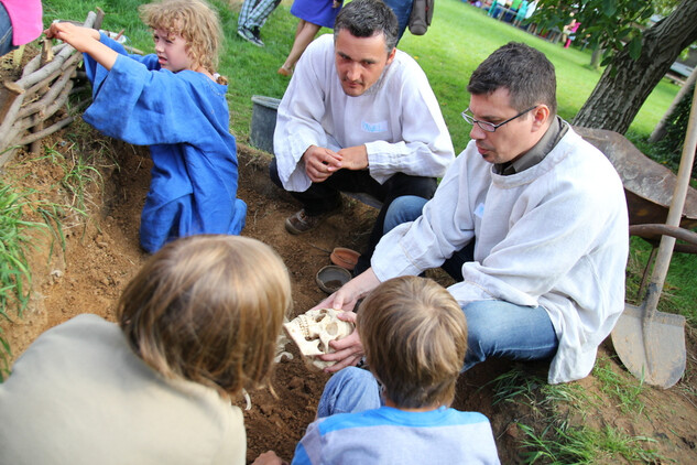 Mezinárodní den archeologie