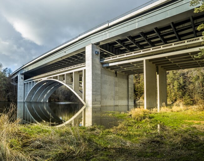 Vojslavický most, jižní strana, po rekonstrukci 2024