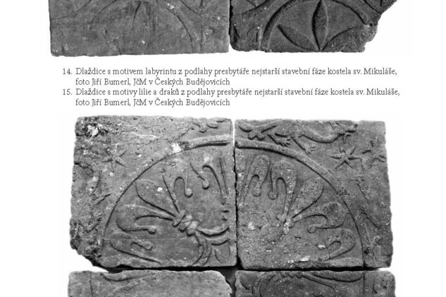 České Budějovice, katedrála sv. Mikuláše, detail dlaždice s motivy labyrintu.