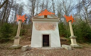 Římovská poutní cesta, 25. zastavení - kaple - Boží hrob (pp restaurování)