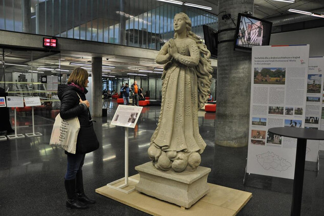 Vernisáž výstavy 30 let památkové péče po pádu železné opony, 19. listopadu 2019, Národní technická knihovna, Praha.