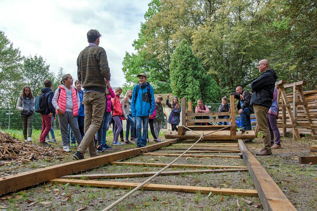 Hrad Rožmberk. Jeřáby táhnou na Jakobínku, vzdělávací program. Foto J. Sajtlová.