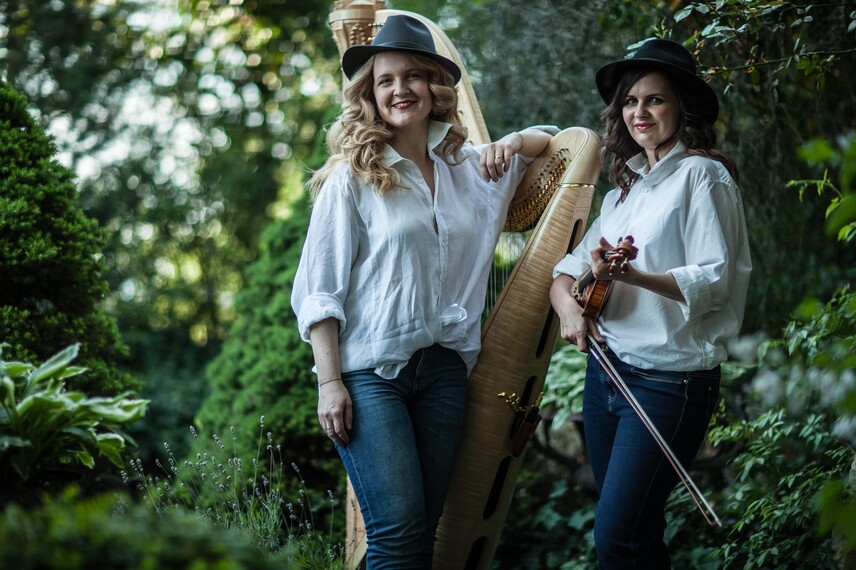 Duo Beautiful Strings