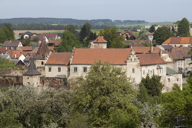 Zámek Červená Řečice