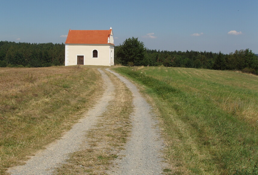 Krajinná památková zóna Římovsko (okr. České Budějovice), zastavení pašijové cesty "Poslední večeře". Foto NPÚ ÚOP v Č. Budějovicích, Ludmila Němečková, 2007