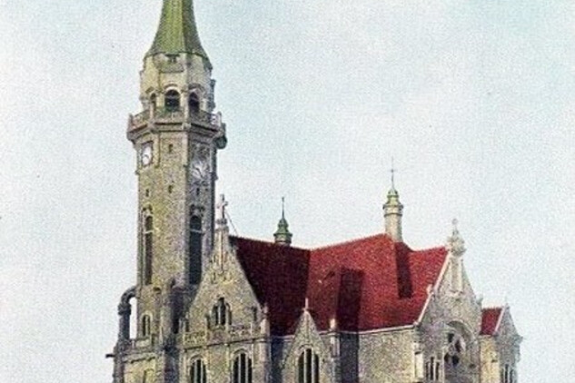 Architektura evangelických chrámů ateliéru Schilling a Graebner na Teplicku. Turn