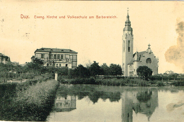 Architektura evangelických chrámů ateliéru Schilling a Graebner na Teplicku. Dux